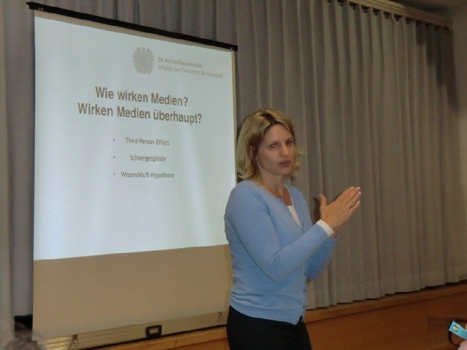 Kommissionsveranstaltung -Alle Macht den Medien- Ref. MdB Fr. Dr. Astrid Freudenstein